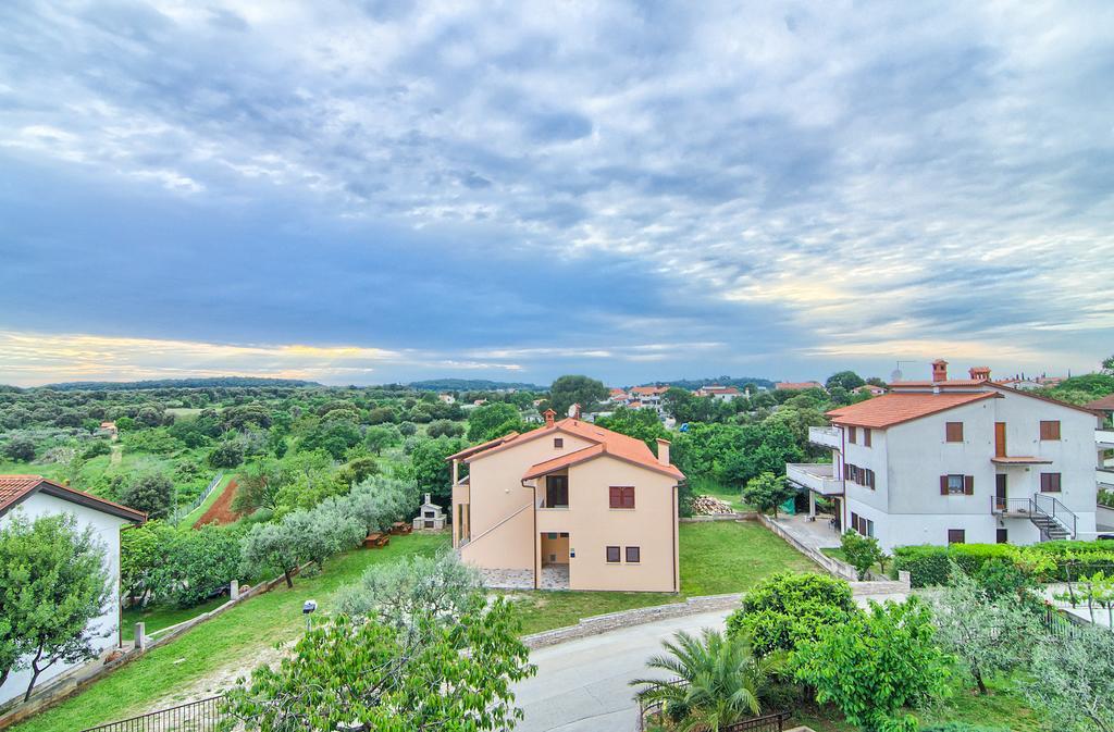 Apartments Mandic Пула Экстерьер фото